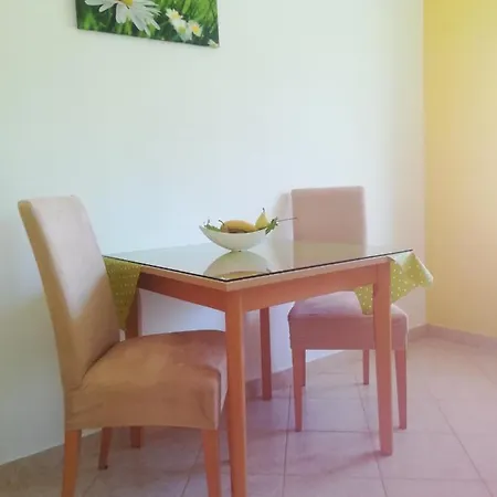 Zvonimir Apartment *
