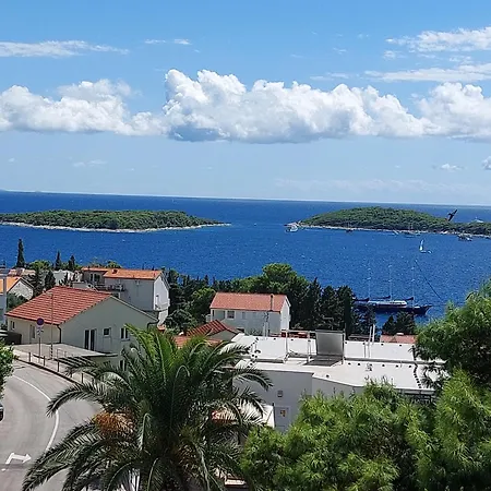Apartman Zvonimir Hvar Town