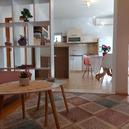 Zvonimir Apartment