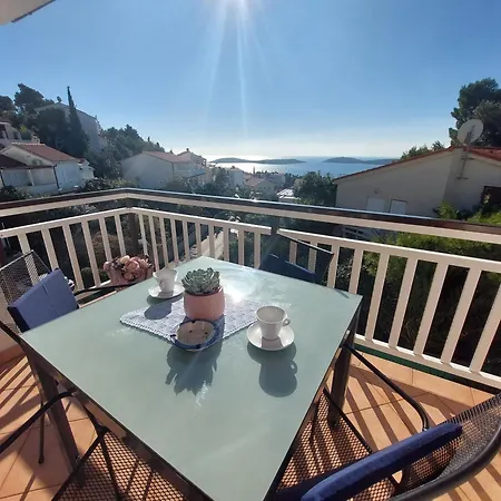 Zvonimir Apartment Hvar Town
