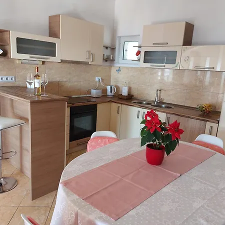 Zvonimir Apartment *